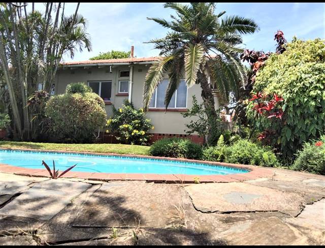 3 BEDROOM FREEHOLD FOR SALE IN BLUFF